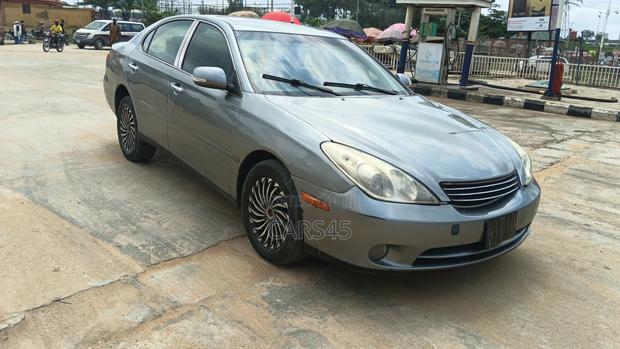 Lexus ES 2002 Green
