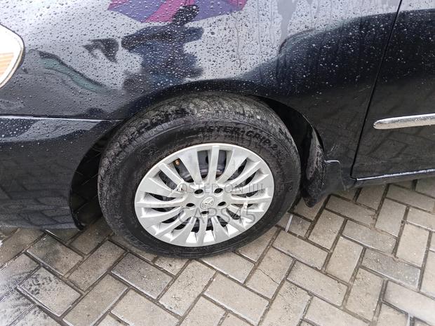 Toyota Corolla 2005 Black