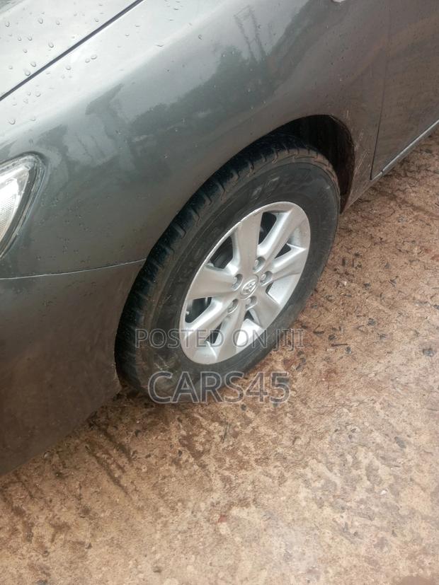 Toyota Corolla 1.4 Advanced 2009 Gray