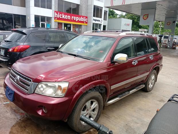 Toyota Highlander 2002 Red