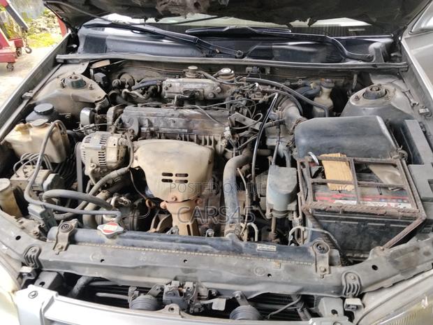 Toyota Camry Automatic 1999 Gray