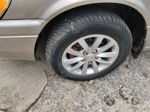 Toyota Camry Automatic 1999 Gray