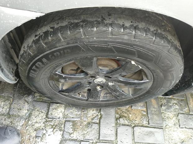 Toyota Camry 2010 Silver
