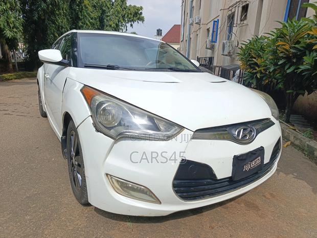Hyundai Veloster 2012 White