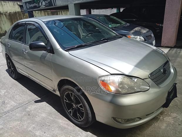 Toyota Corolla 2003 Silver
