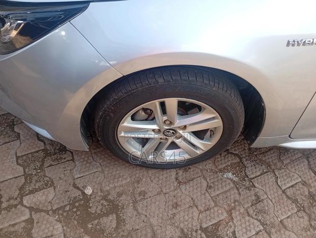 Toyota Corolla 2020 Silver