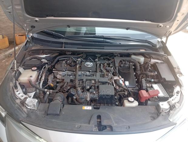 Toyota Corolla 2020 Silver