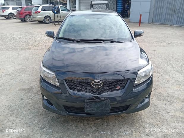 Toyota Corolla 2009 Black