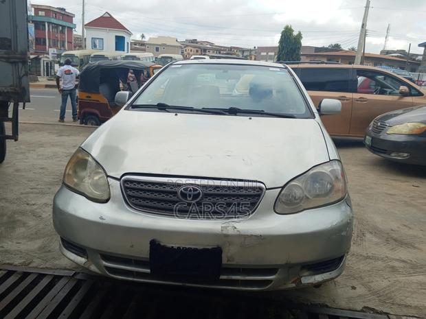 Toyota Corolla 2003 Silver