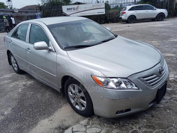 Toyota Camry LE 4dr Sedan (2.4L 4cyl 5A) 2007 Silver