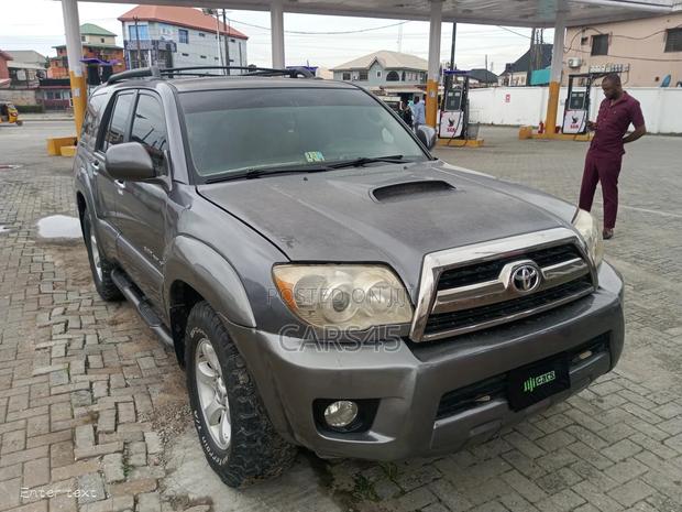Toyota 4-Runner 2009 Gray