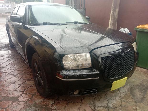 Chrysler 300 2009 Black