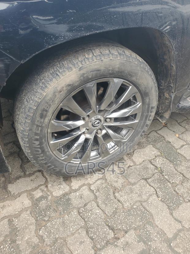Lexus LX 570 2009 Black