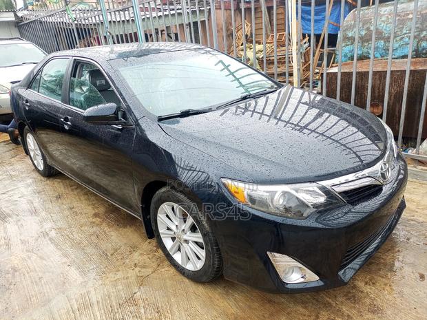 Toyota Camry 2012 Black