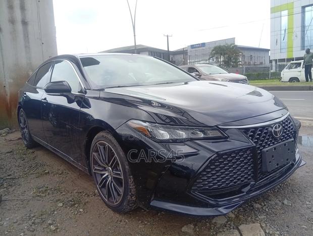 Toyota Avalon 2019 Black