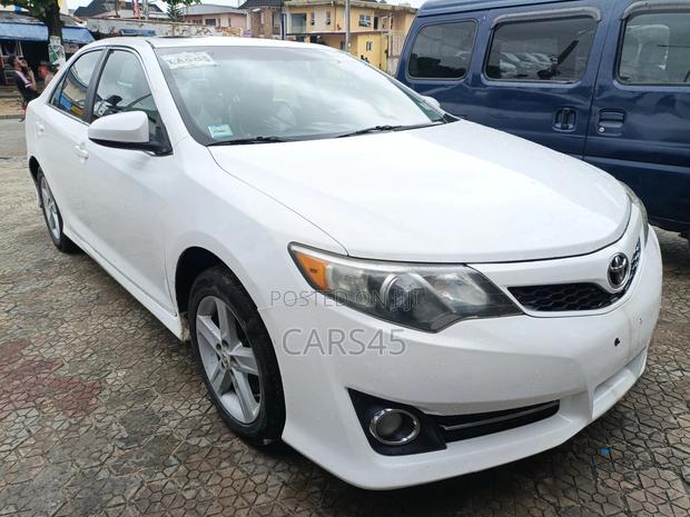Toyota Camry 2012 White