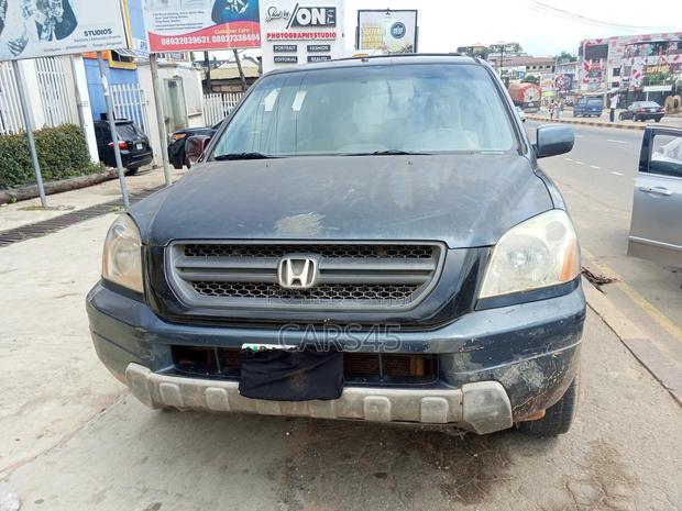 Honda Pilot 2004 Blue