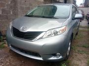 Toyota Sienna 2011 Gray for sale