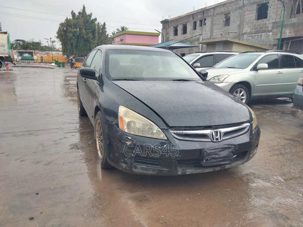 Honda Accord 2006 Black