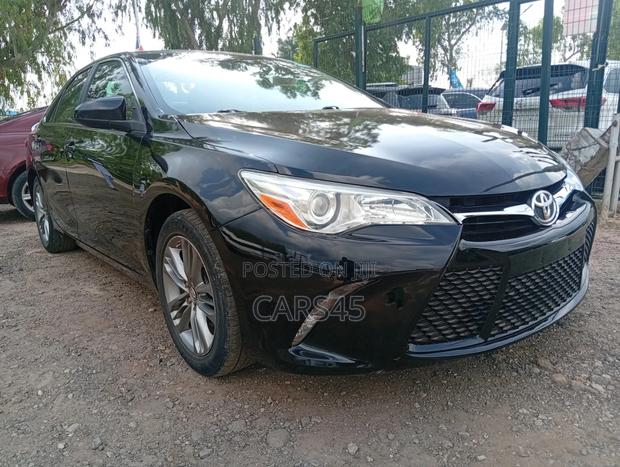 Toyota Camry 2016 Black