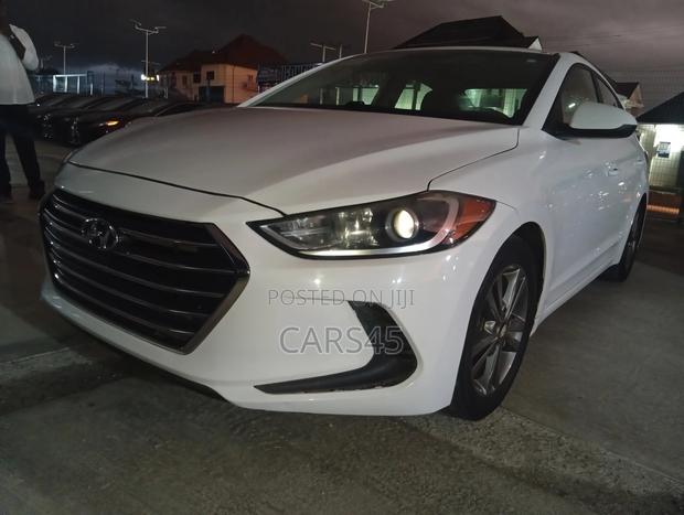 Hyundai Elantra 2017 White