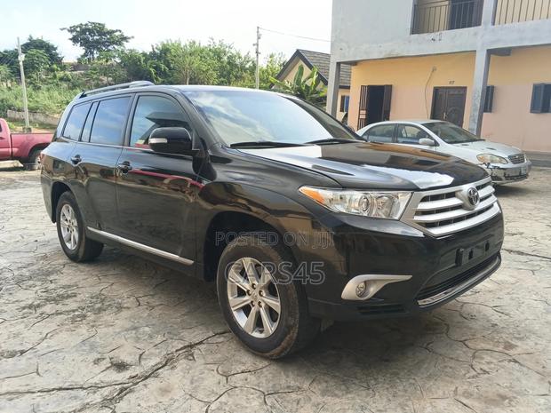Toyota Highlander 2012 Black