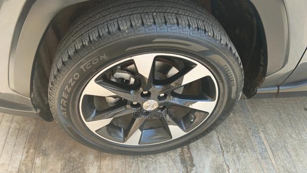 Toyota RAV4 2021 Gray