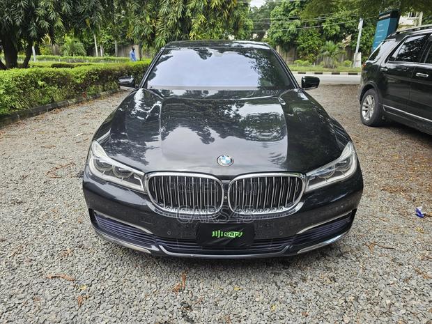 BMW 7 Series 730Li 2017 Black