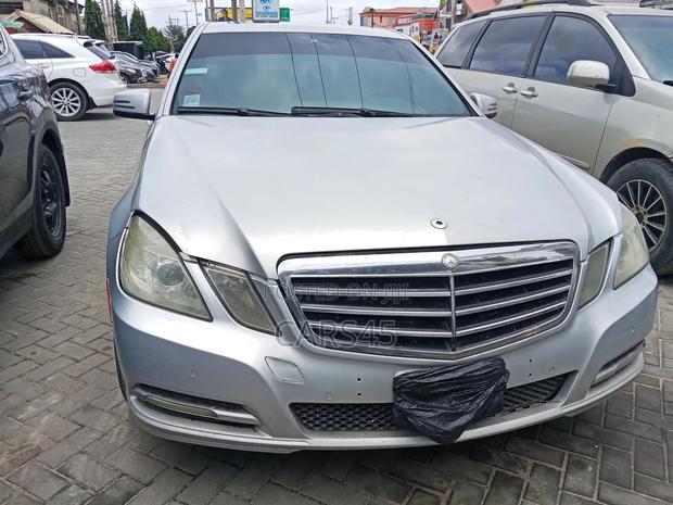 Mercedes-Benz E350 2011 Silver