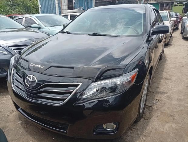 Toyota Camry 2011 Black