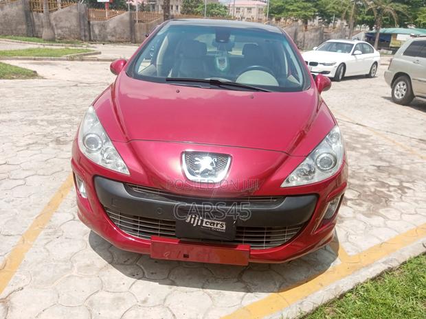 Peugeot 308 2009 Red