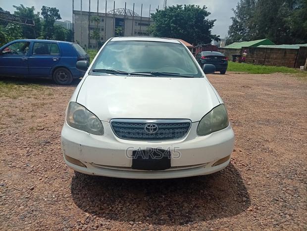 Toyota Corolla 2006 White