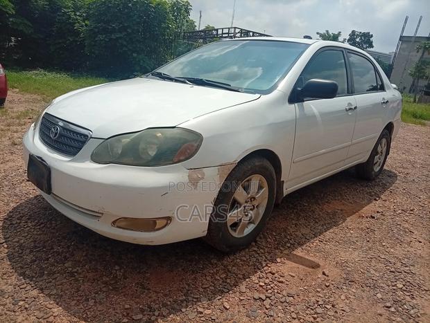 Toyota Corolla 2006 White