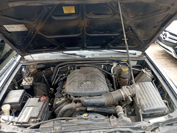 Isuzu Rodeo 2002 Black