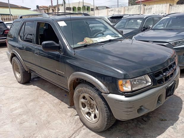 Isuzu Rodeo 2002 Black