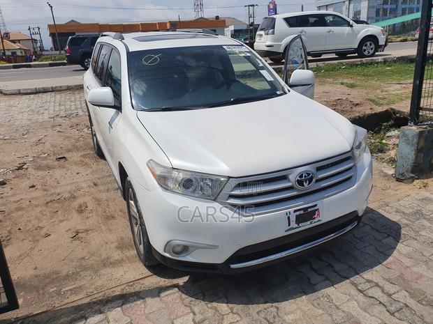 Toyota Highlander 2011 White