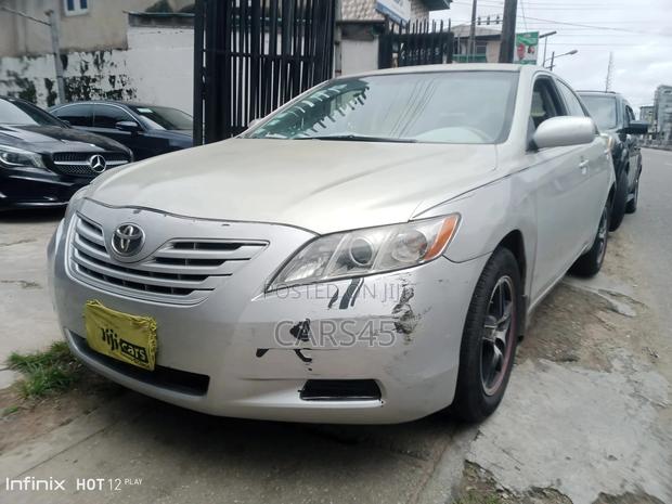 Toyota Camry 2008 Silver