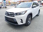 Toyota Highlander 2018 White for sale