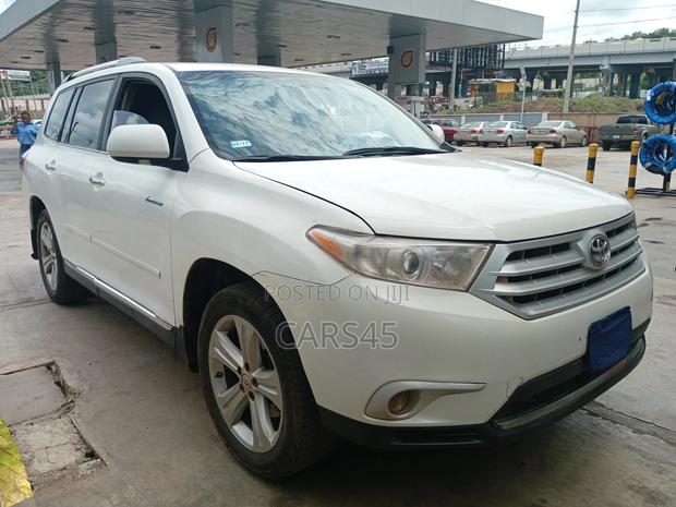 Toyota Highlander 2011 White