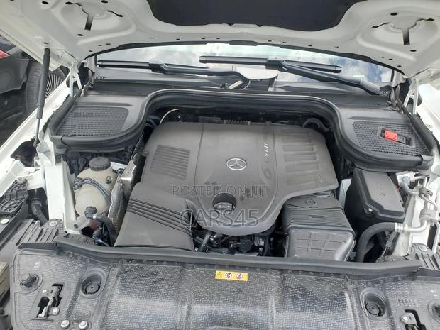 Mercedes-Benz GLE-Class 2022 White