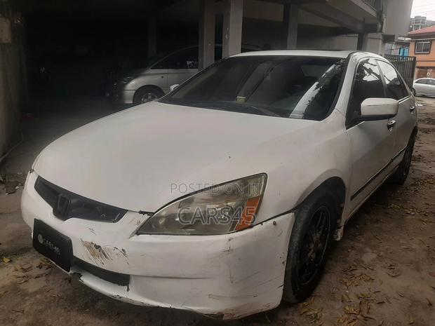 Honda Accord 2003 White