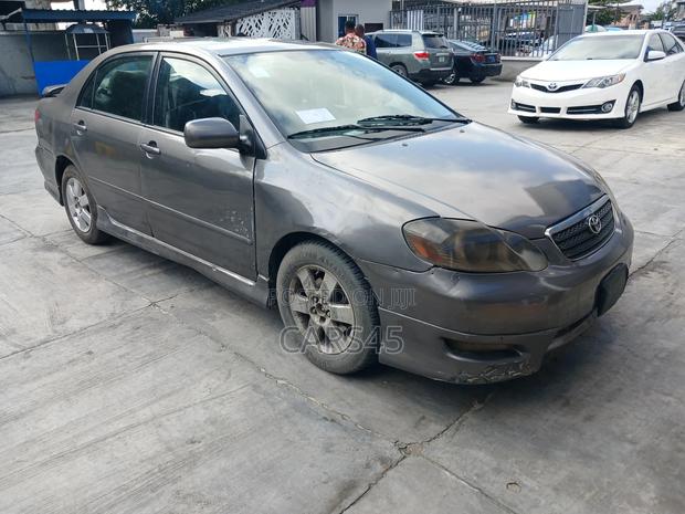 Toyota Corolla 2007 Gray