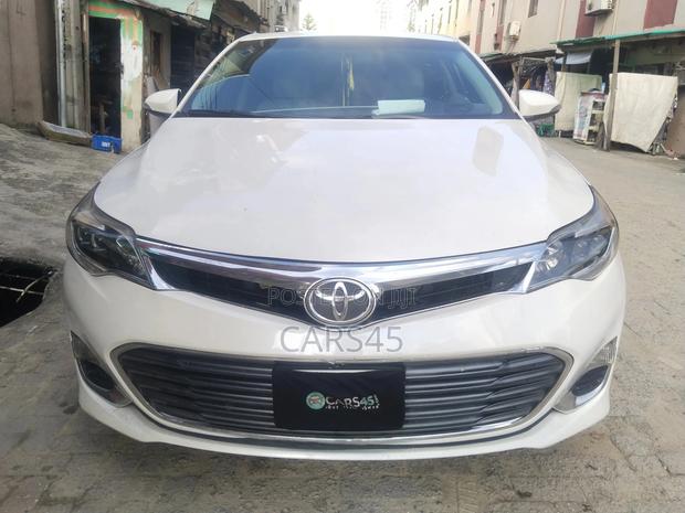 Toyota Avalon 2013 White