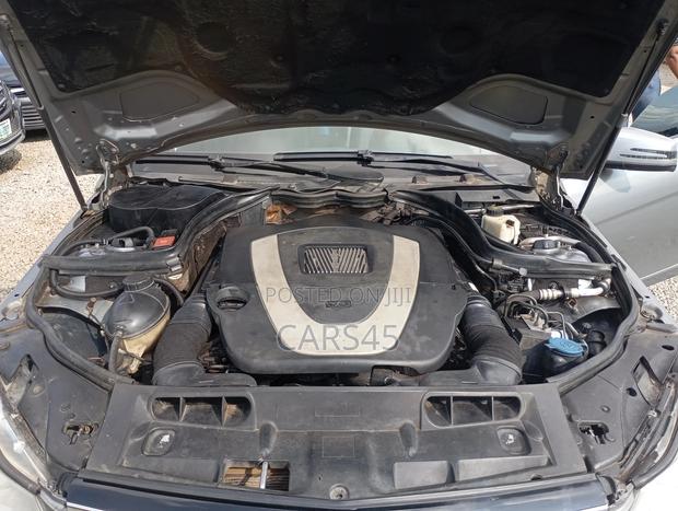 Mercedes-Benz C300 2009 Gray