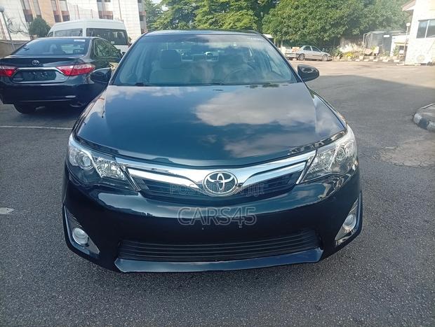Toyota Camry 2013 Black