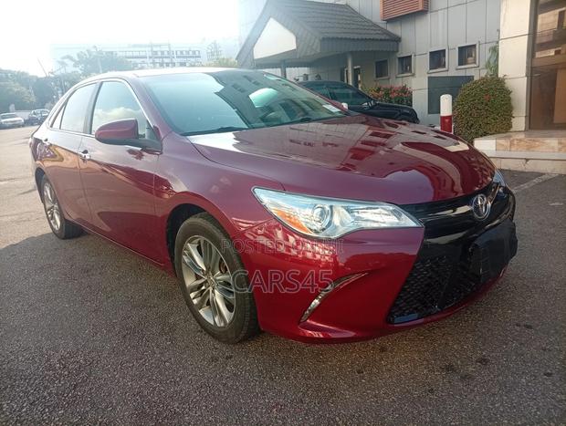 Toyota Camry 2016 Red