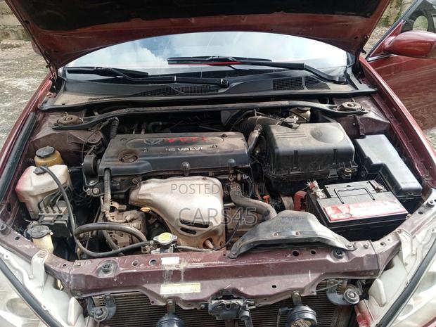 Toyota Camry XLE 4dr Sedan (2.4L 4cyl 5A) 2005 Red