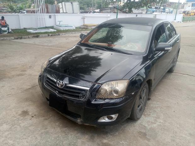 Toyota Avensis 2007 Black
