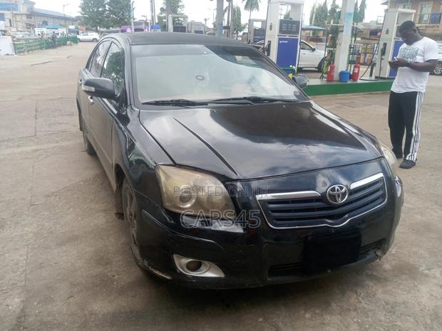 Toyota Avensis 2007 Black