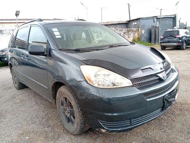 Toyota Sienna XLE AWD 2005 Green